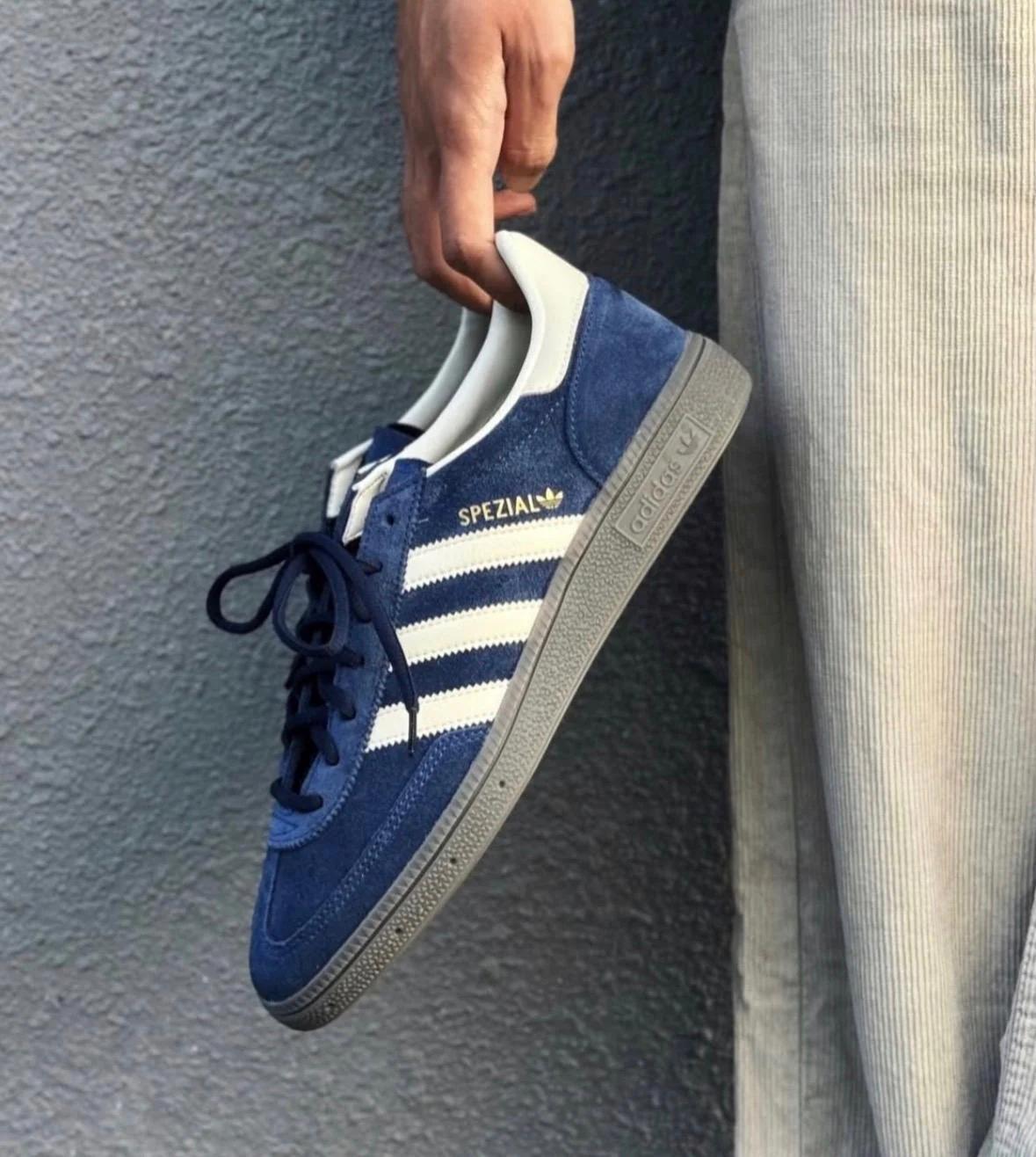 Adidas Spezial Lacivert Beyaz